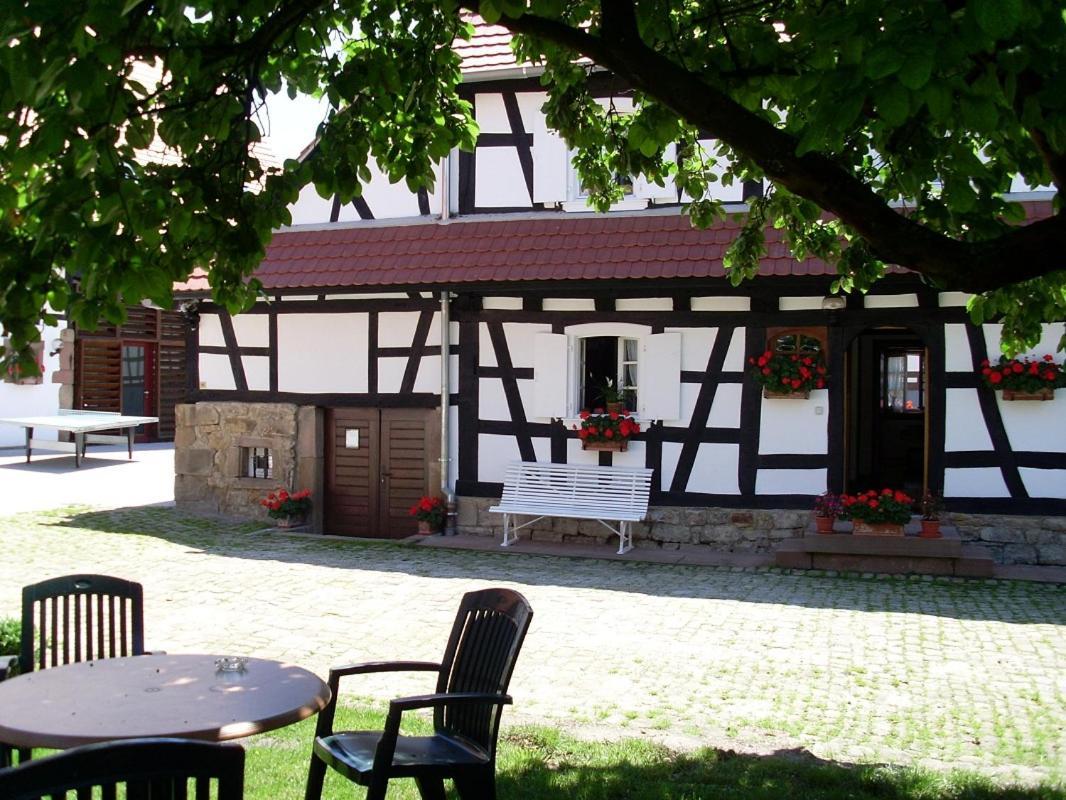 Gites Et Chambres D'Hotes Maison Ungerer Hunspach Exterior foto