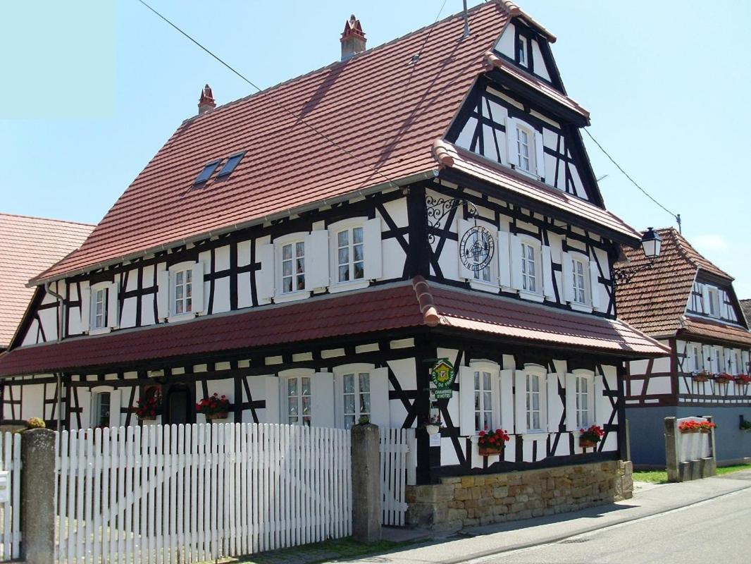 Gites Et Chambres D'Hotes Maison Ungerer Hunspach Exterior foto