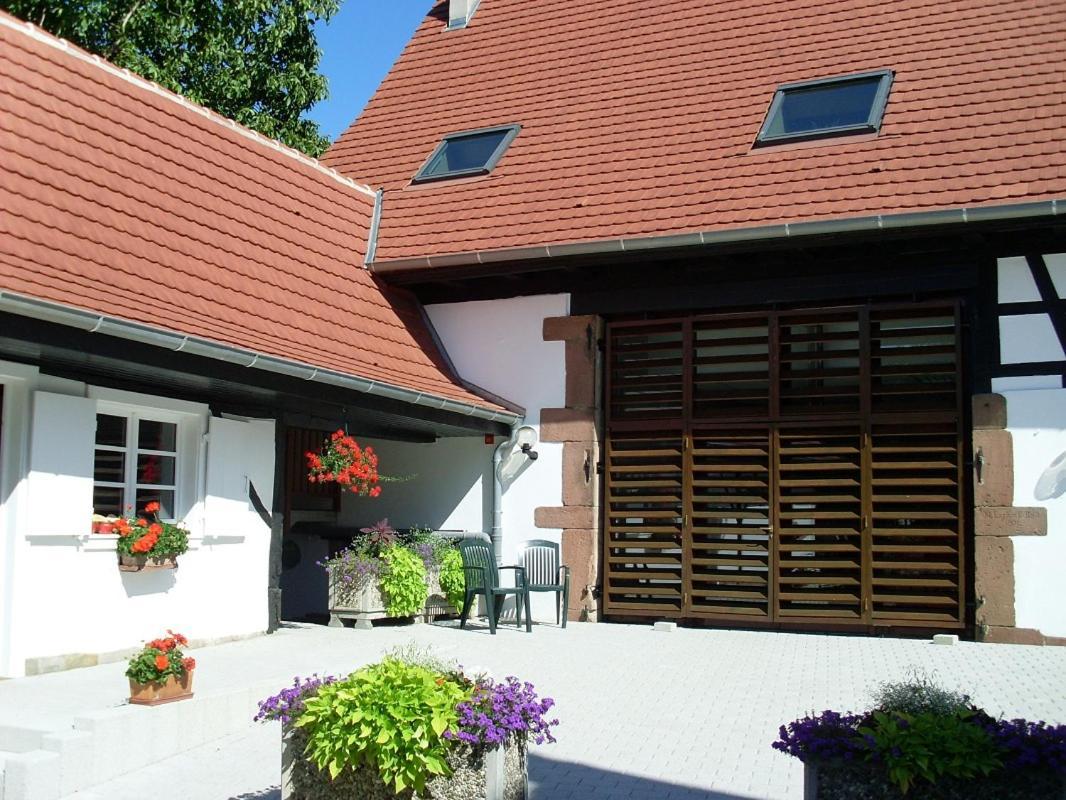 Gites Et Chambres D'Hotes Maison Ungerer Hunspach Exterior foto
