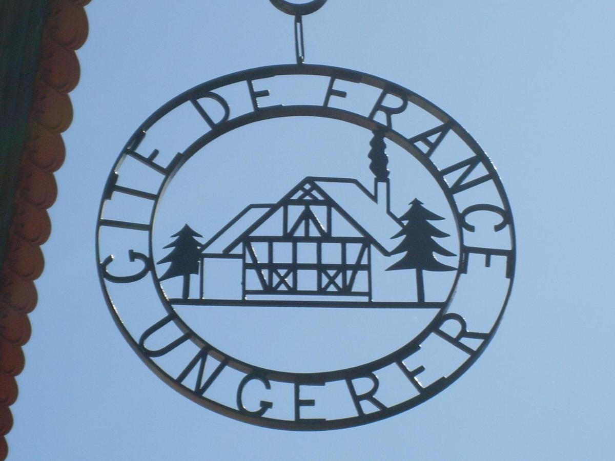 Gites Et Chambres D'Hotes Maison Ungerer Hunspach Exterior foto