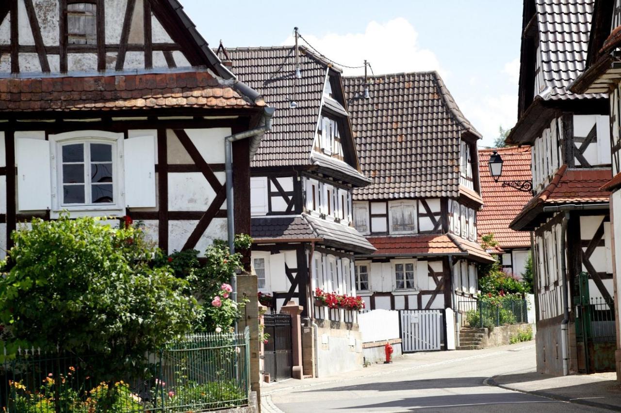 Gites Et Chambres D'Hotes Maison Ungerer Hunspach Exterior foto